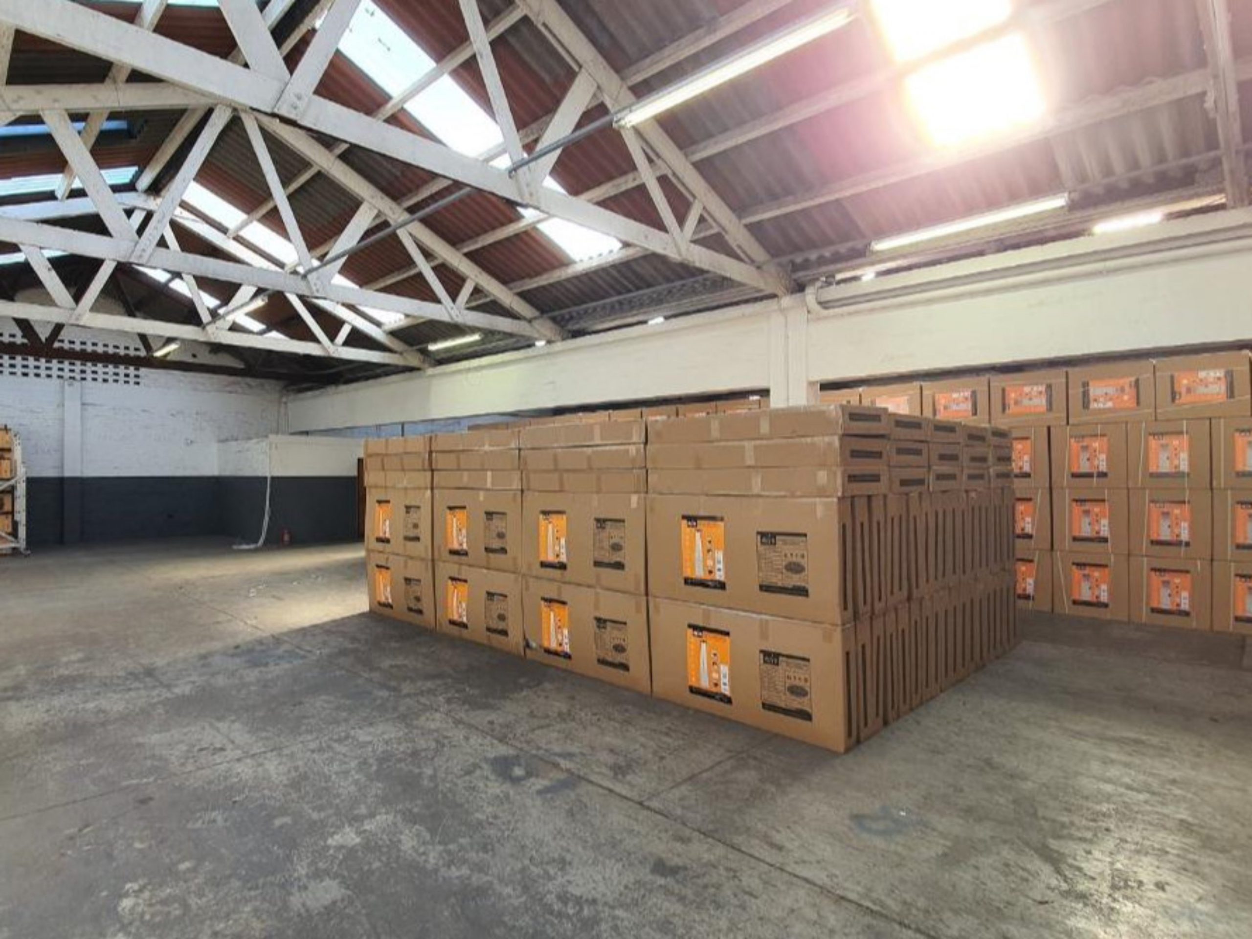 1,563 m² Warehouse to Rent Epping I 24 Gunners Park