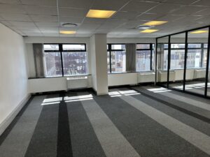 423 m² Office to Rent Cape Town City The Pinnacle Building