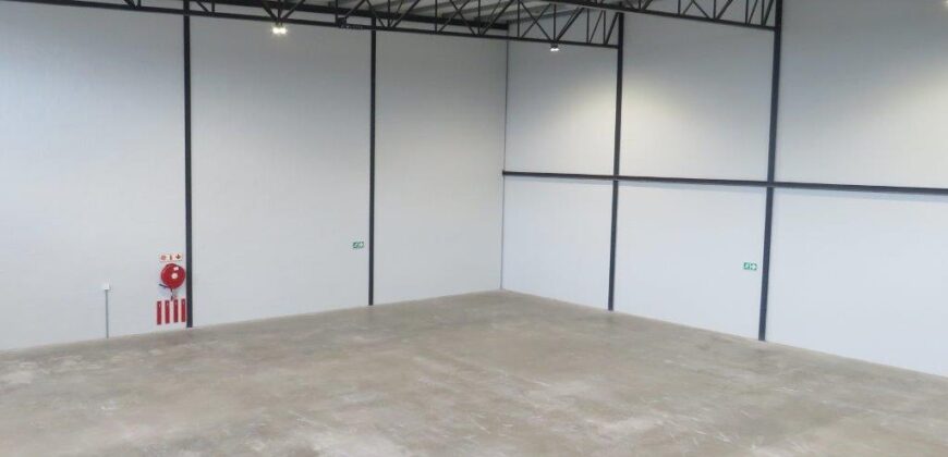 645 m² Warehouse to Rent Stikland I Rio Industrial Park