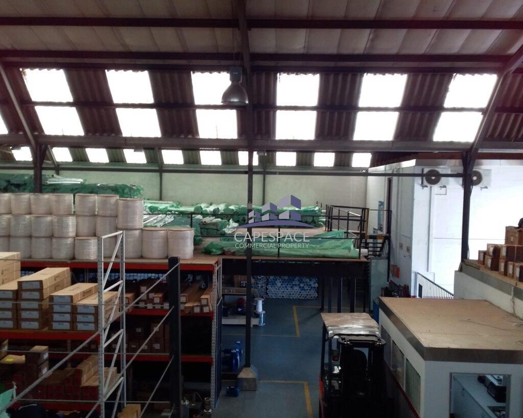 660 m² Warehouse to Rent Stikland - Image 1