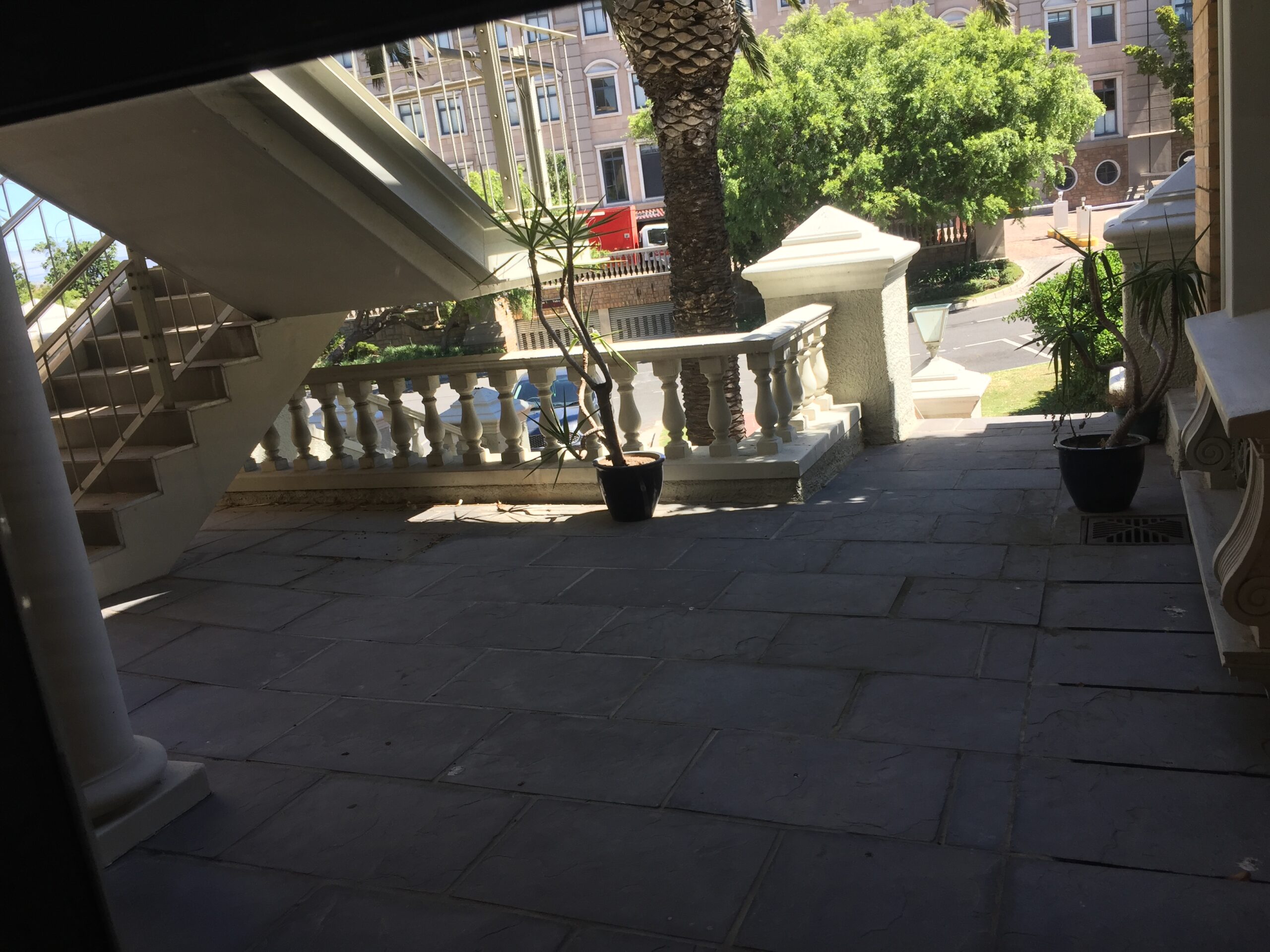 341 m² Office to Rent Century City I Waterford House