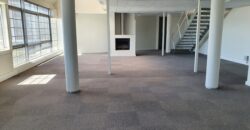 300 m² Office to Rent Green Point