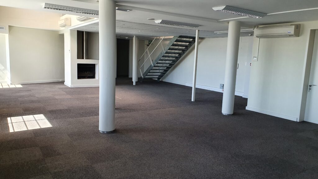 Office to Rent Green Point