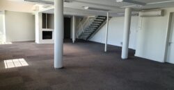300 m² Office to Rent Green Point