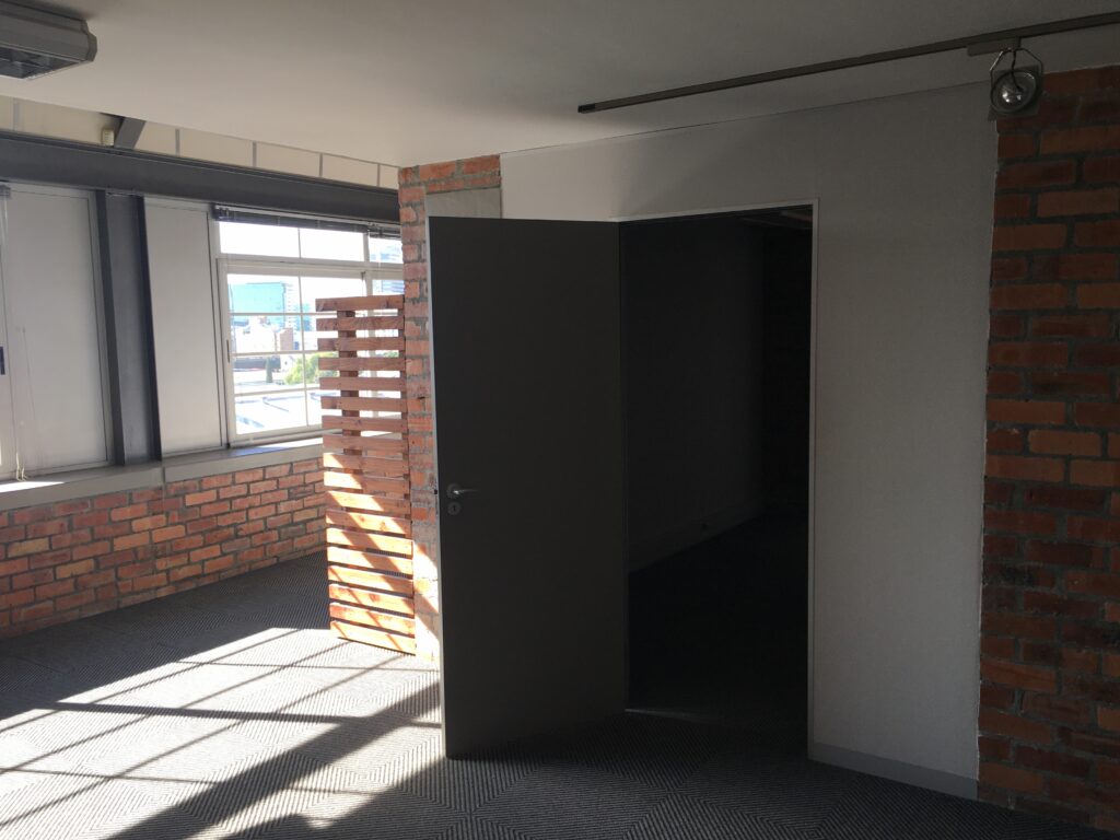 Office to Rent Green Point