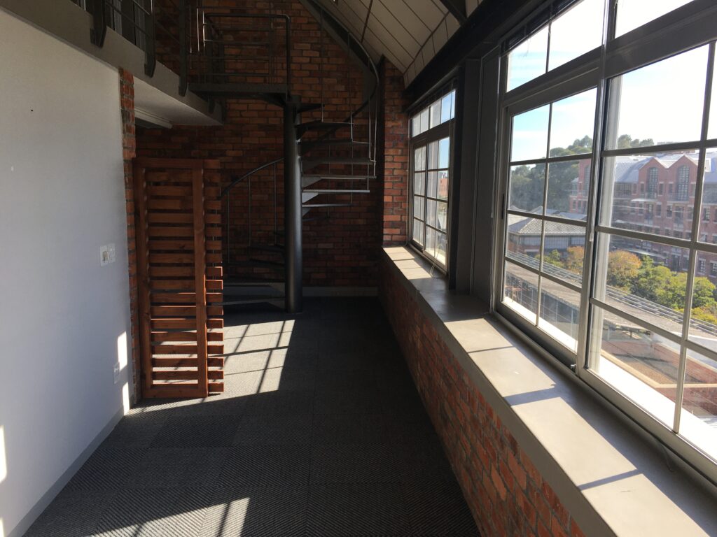 Office to Rent Green Point
