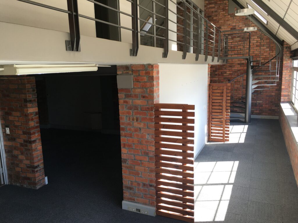 Office to Rent Green Point