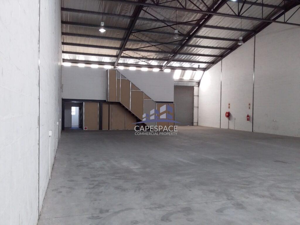 Warehouse to Rent Epping Industria - Bofors 3