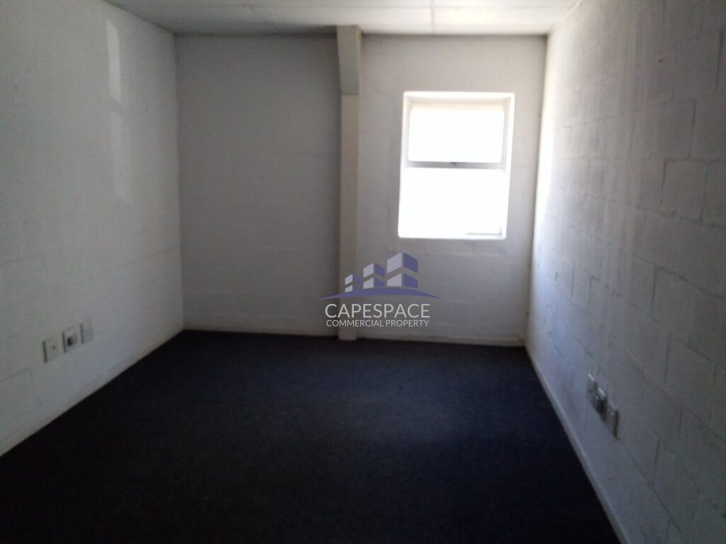 Warehouse to Rent Epping Industria - Bofors 3