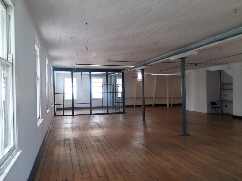 38 Hout Street