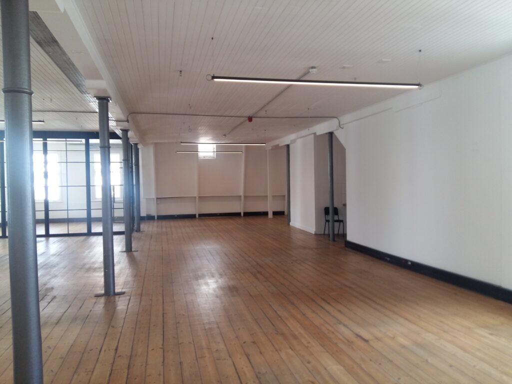 38 Hout Street