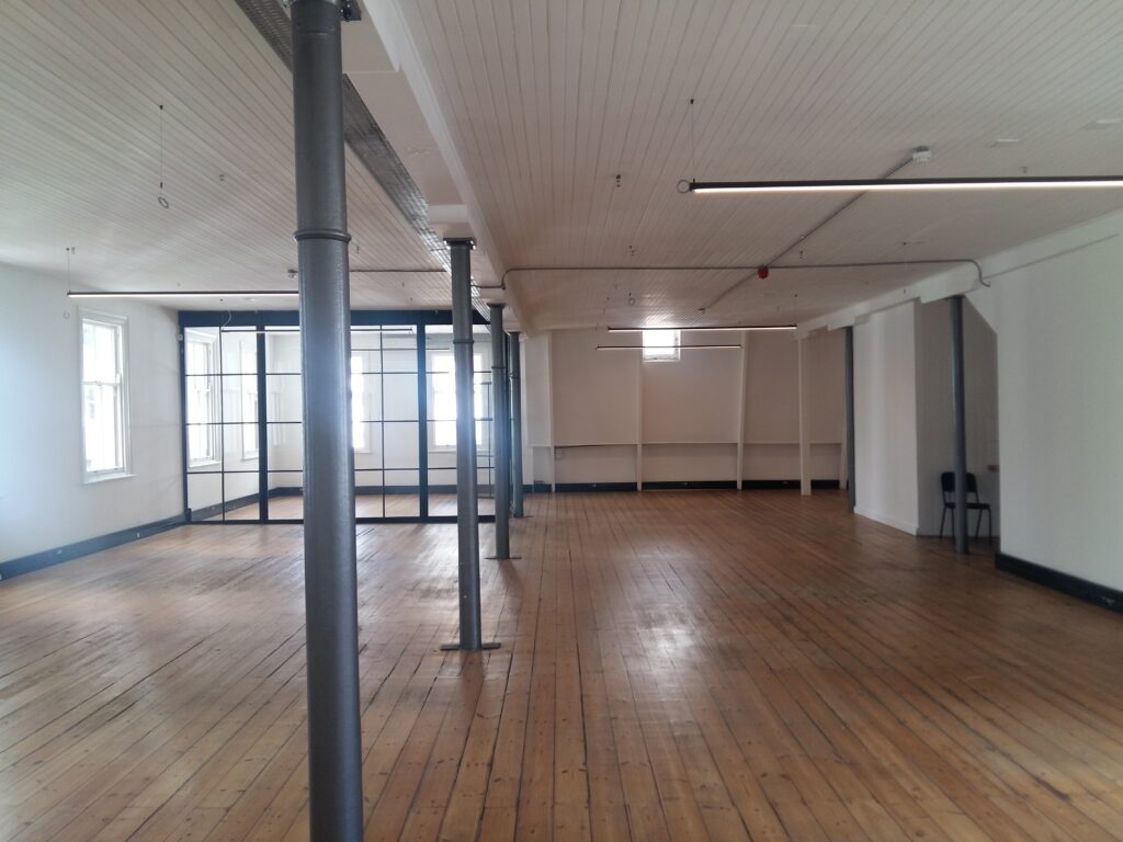 38 Hout Street
