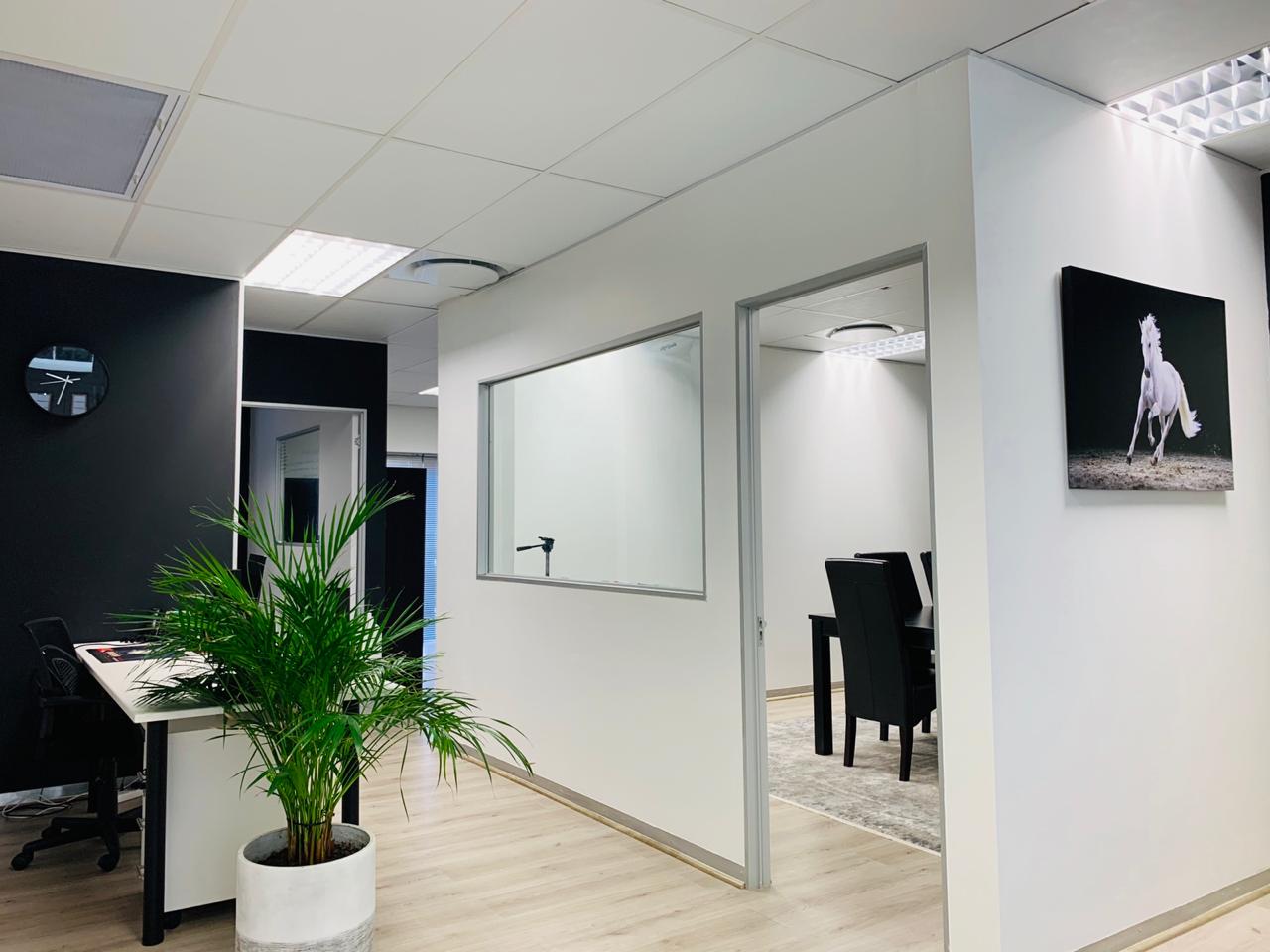 88 m² Office Space to Rent The Courtyard Century City