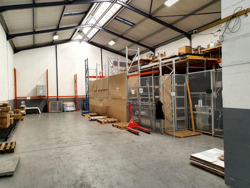 Warehouse to Rent Airport Industria