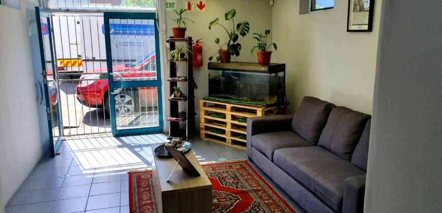 440 m² Warehouse to Rent Airport Industria I Central Park