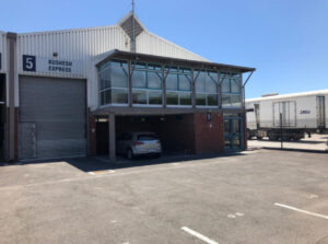 440 m² Warehouse to Rent Airport Industria I Central Park