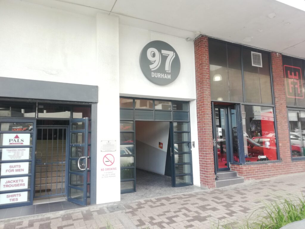 123 m² Retail to Rent Salt River - Image 2
