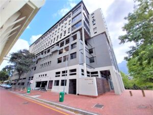 1,306 m² Office to Rent Newlands Terraces