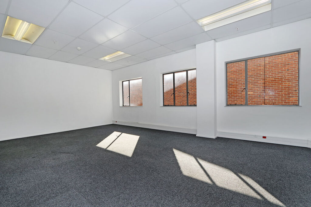 Warehouse to Rent Montague Gardens