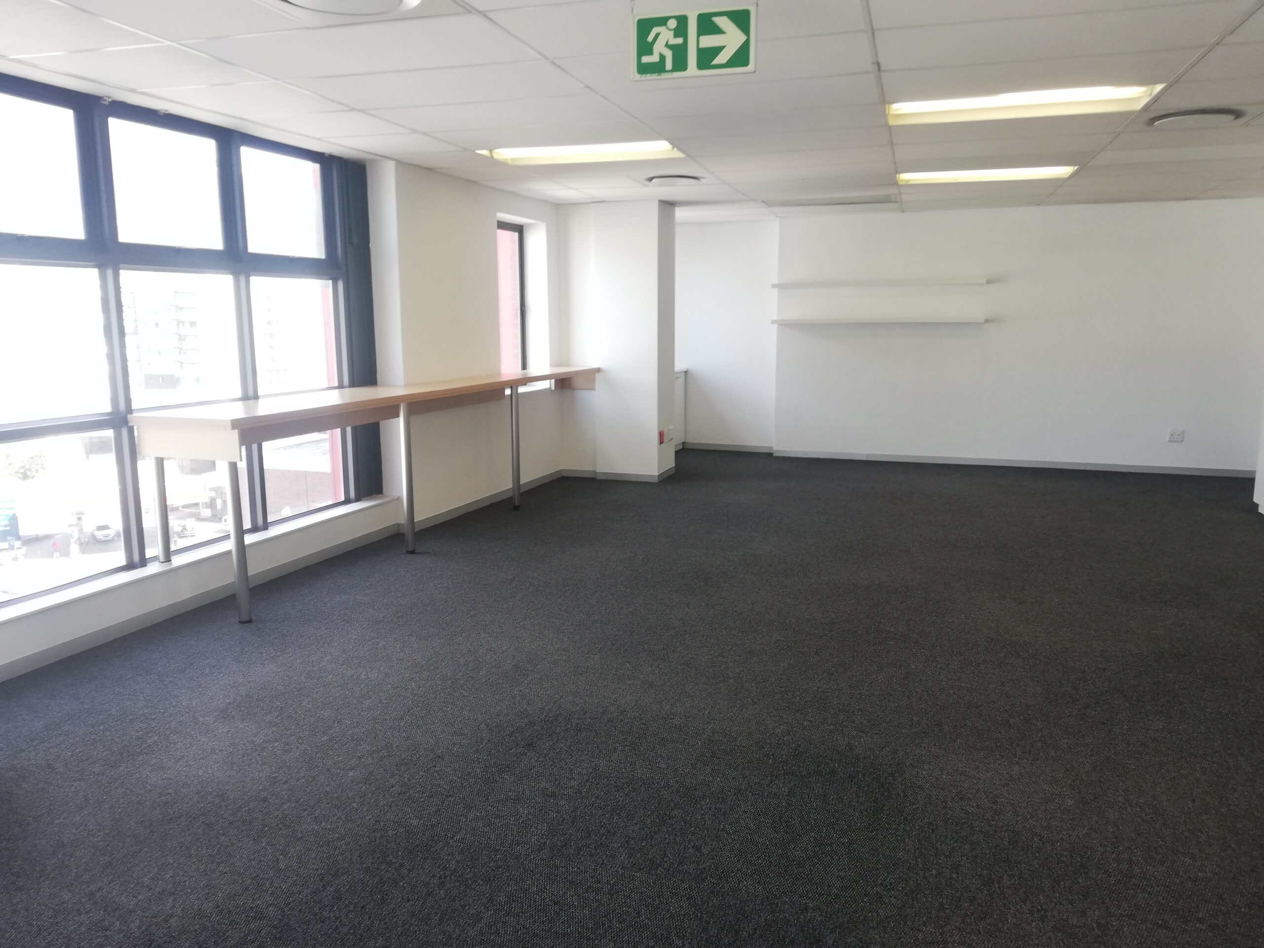 428 m² Office to Rent Woodstock I The District