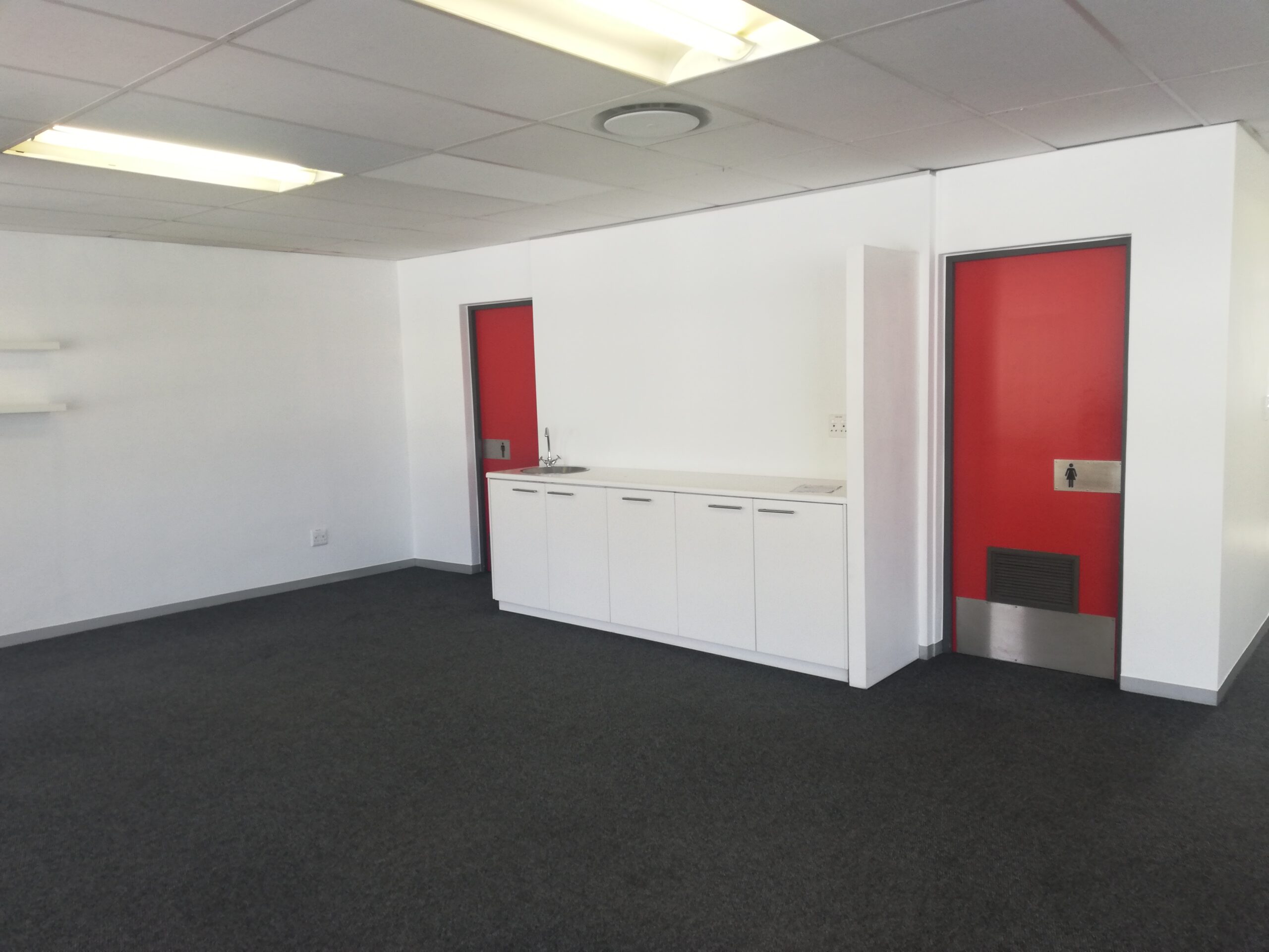 428 m² Office to Rent Woodstock I The District