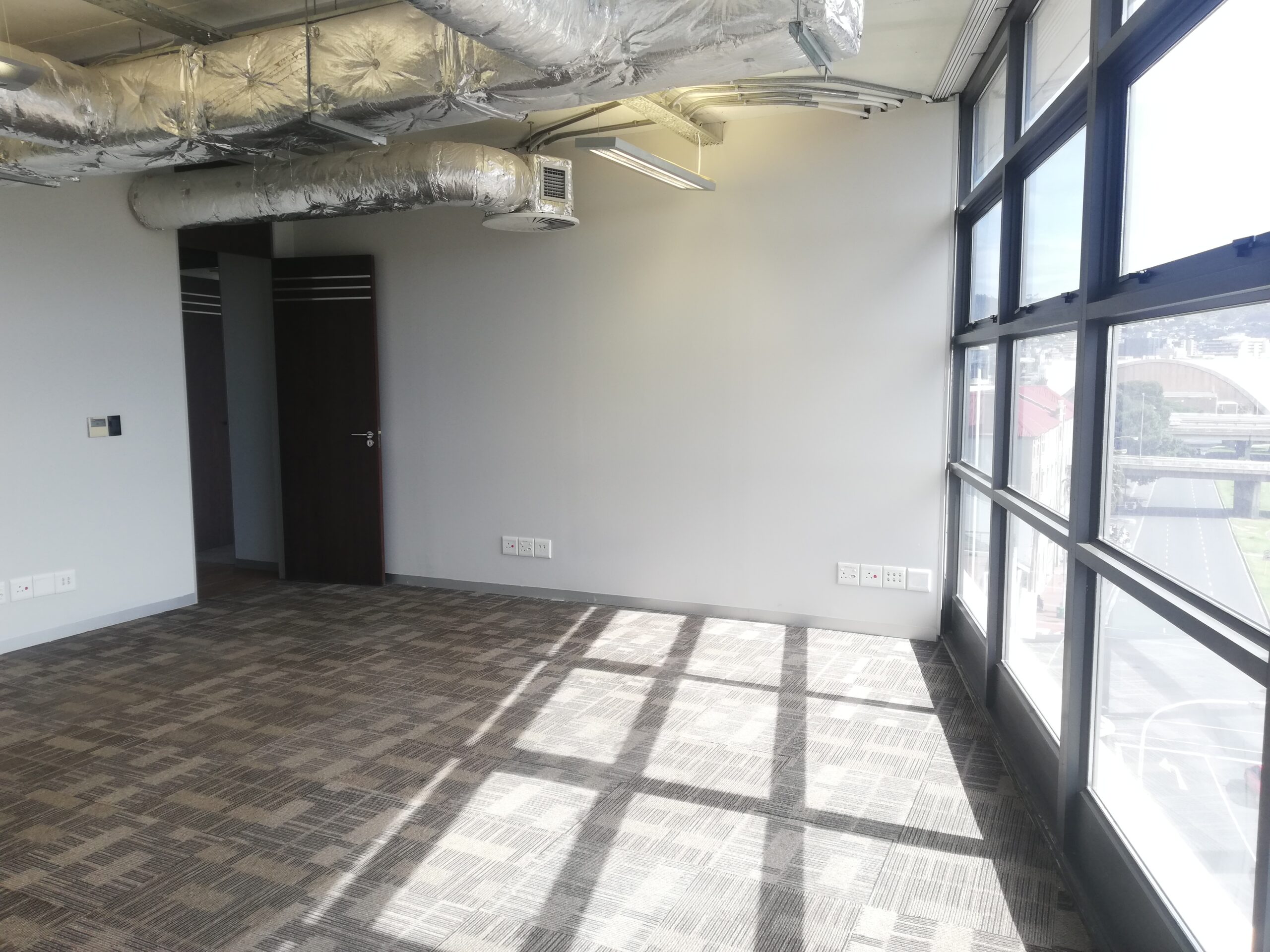 373 m² Office to Rent Woodstock I The District