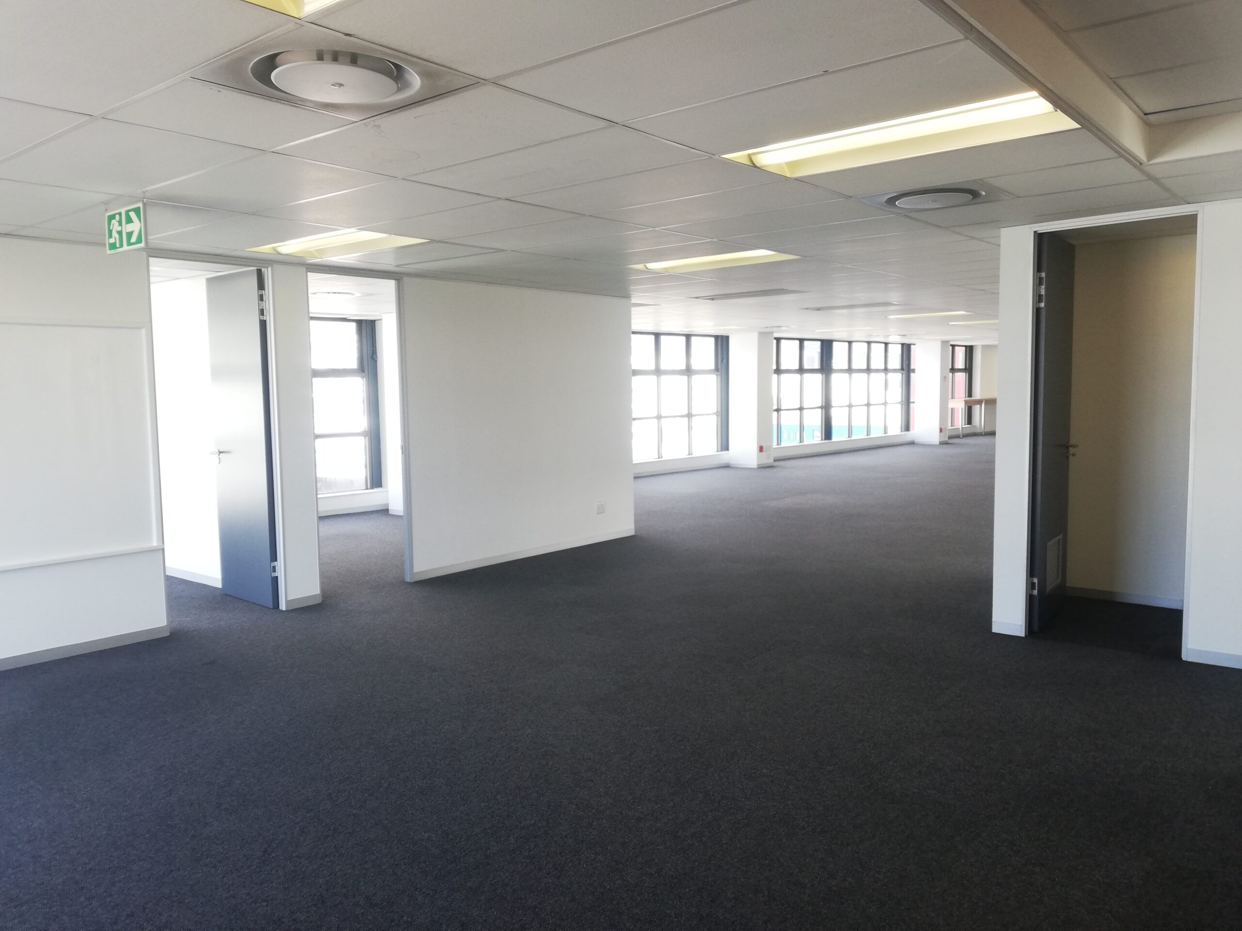428 m² Office to Rent Woodstock I The District