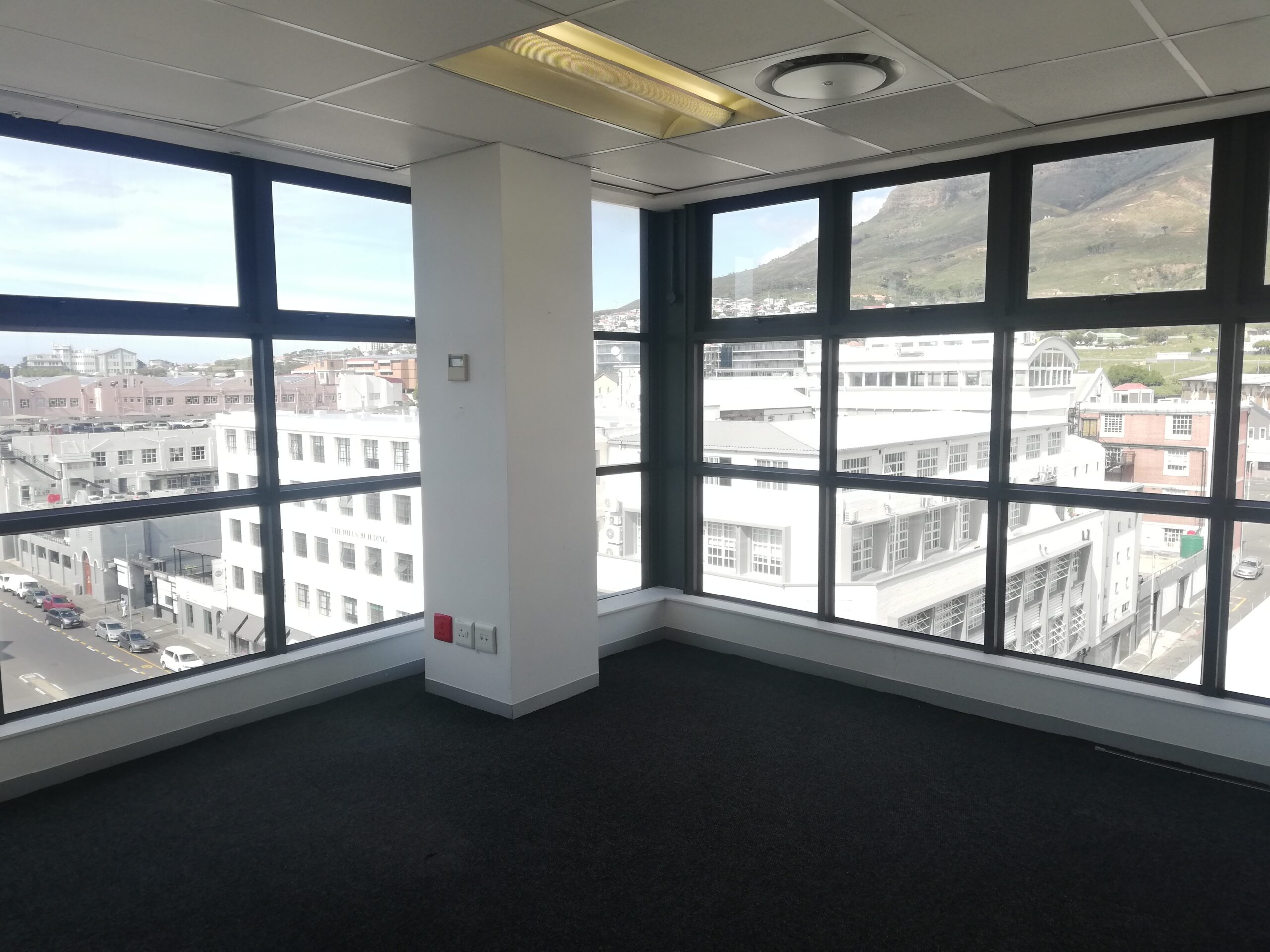 428 m² Office to Rent Woodstock I The District