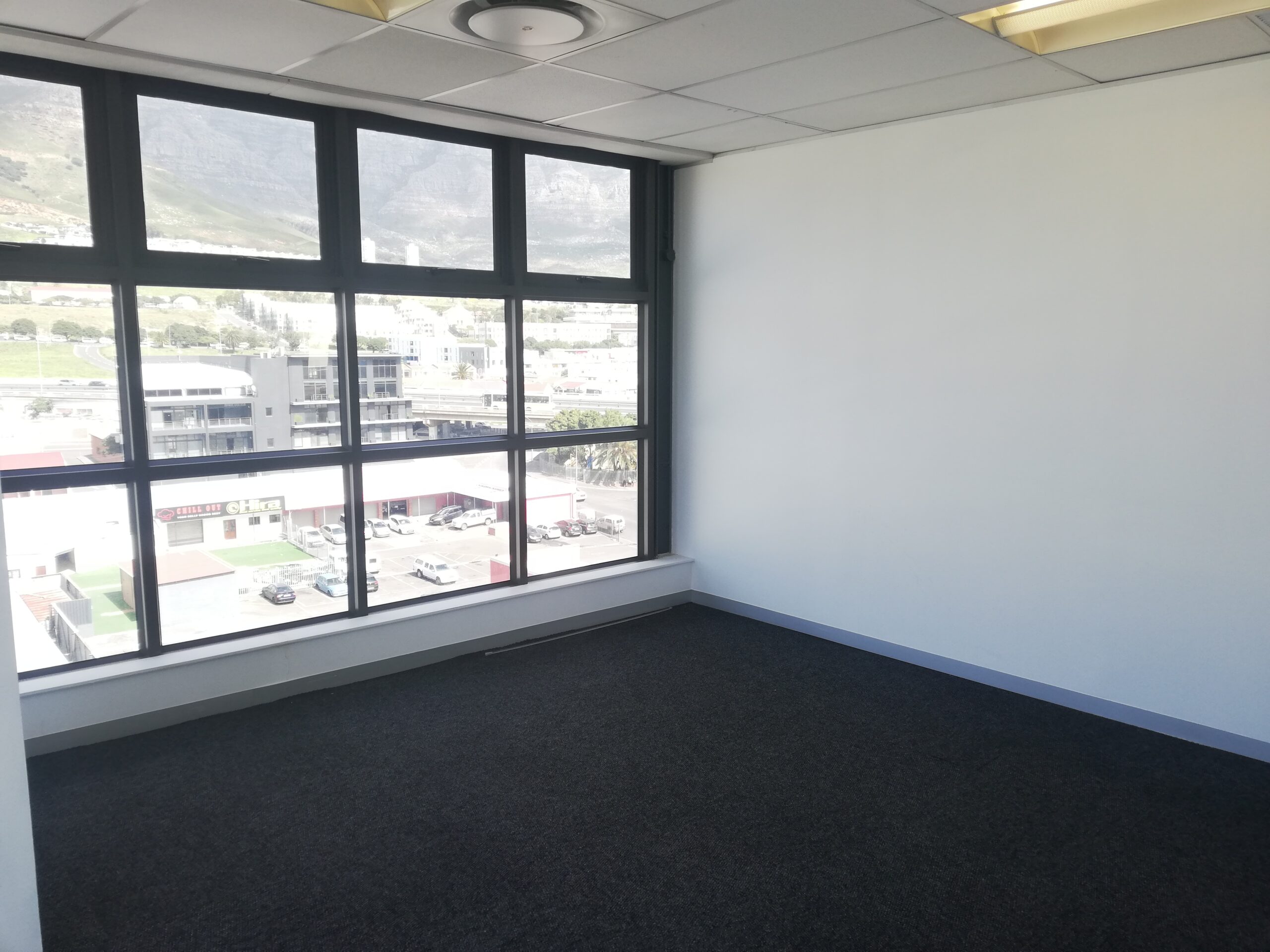 428 m² Office to Rent Woodstock I The District