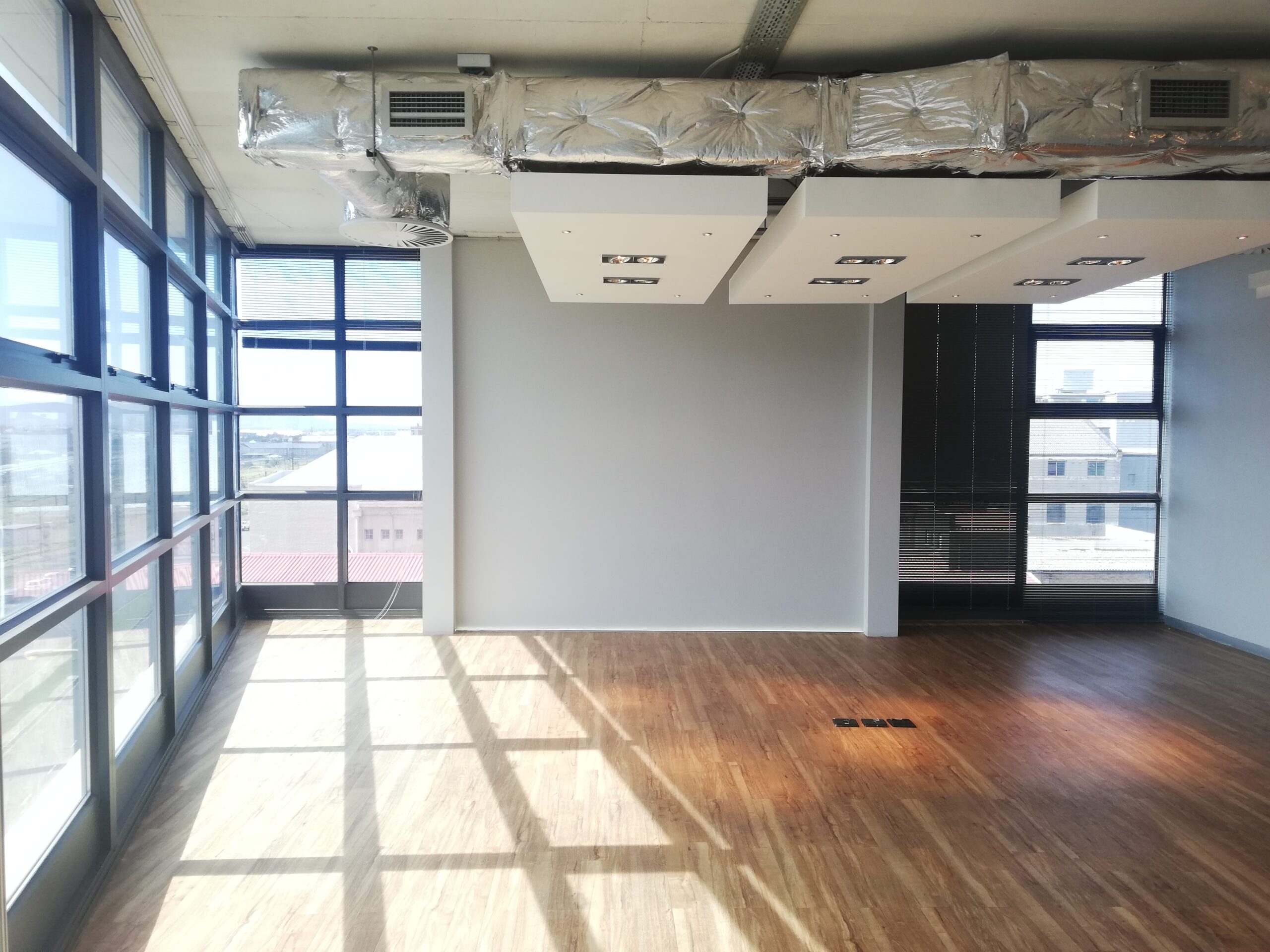 373 m² Office to Rent Woodstock I The District