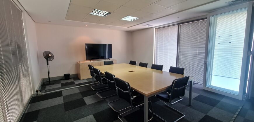 426 m² Office to Rent Century City I One on Estuaries