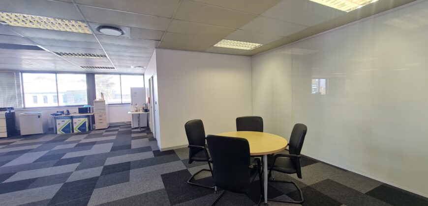 426 m² Office to Rent Century City I One on Estuaries