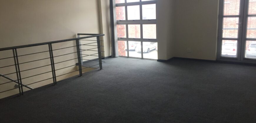 299 m² Warehouse to Rent Stikland