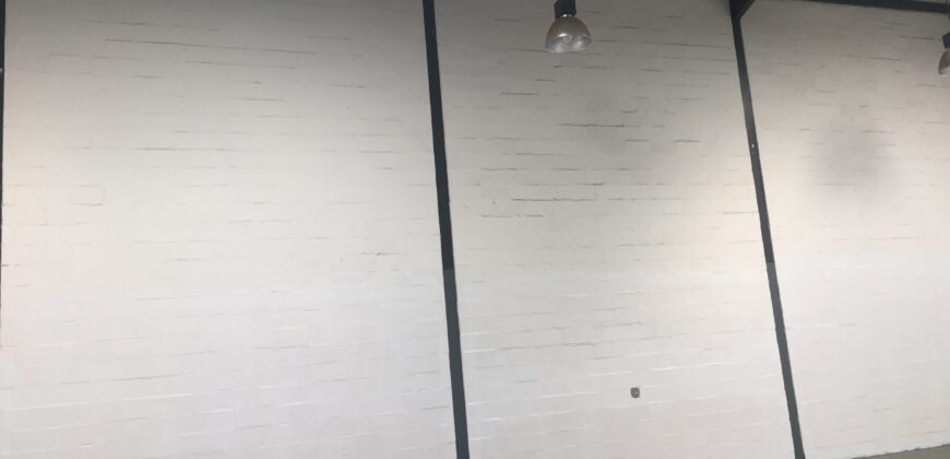 299 m² Warehouse to Rent Stikland