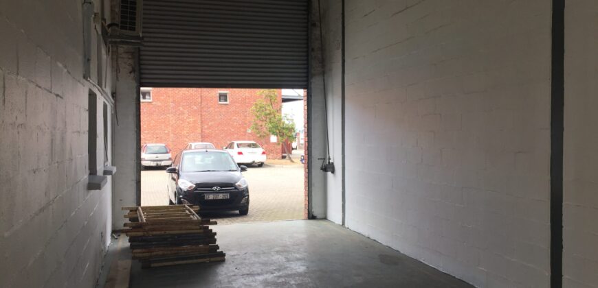 299 m² Warehouse to Rent Stikland