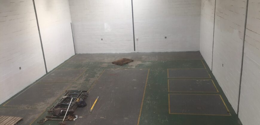 299 m² Warehouse to Rent Stikland