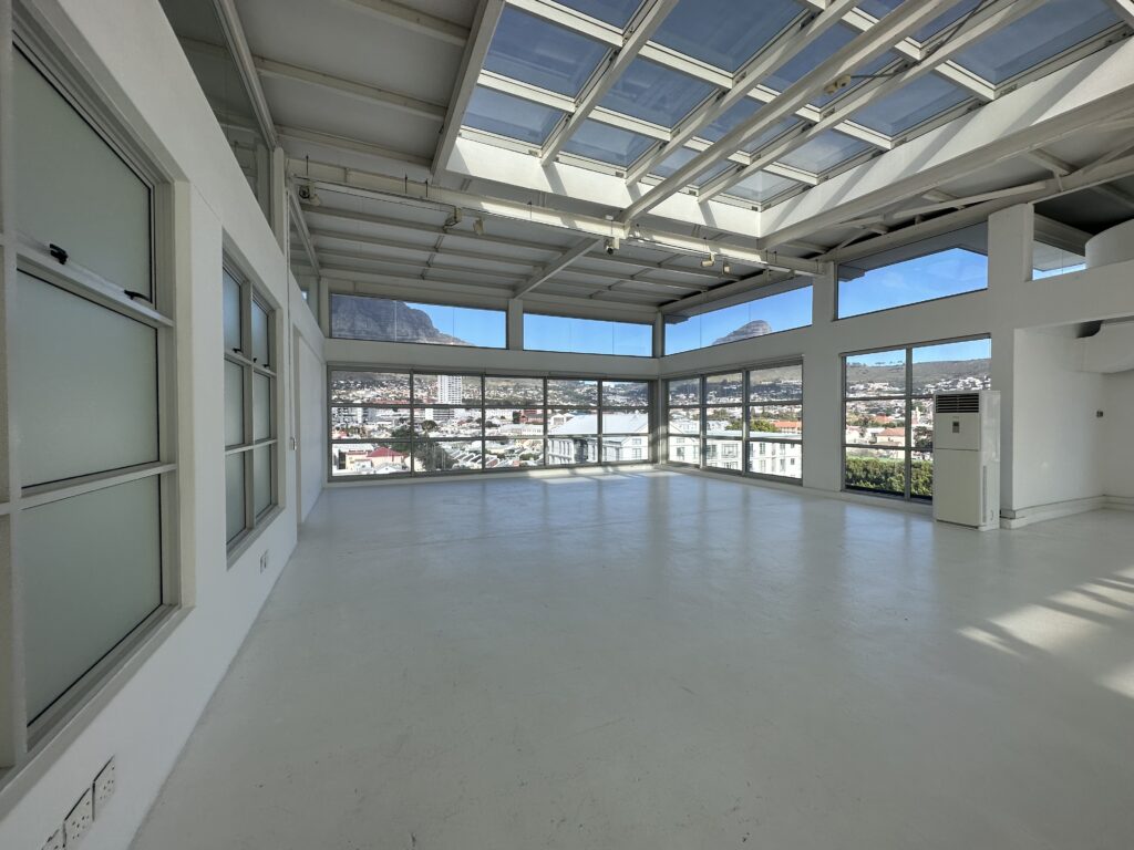 Office to Rent Gardens