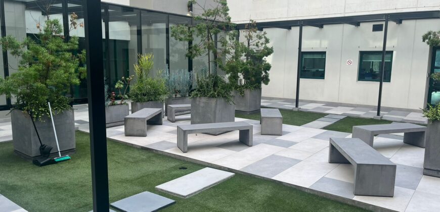 2,362 m² Office to Rent Century City I Park One