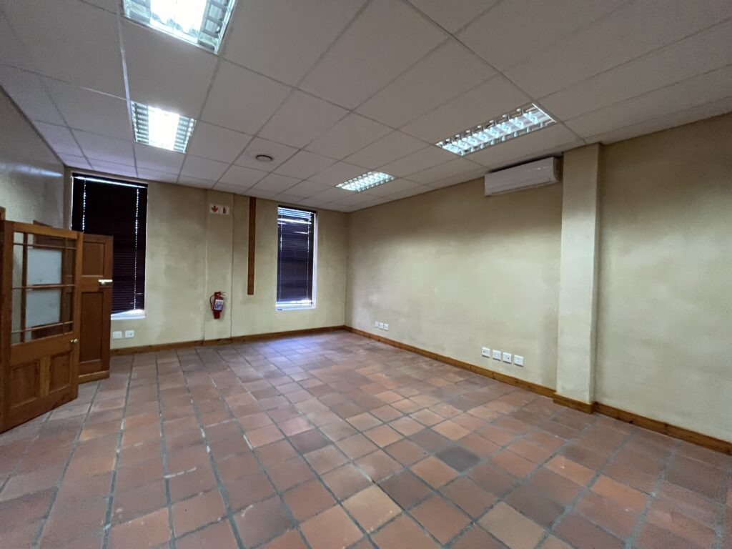 Office to Rent Mowbray