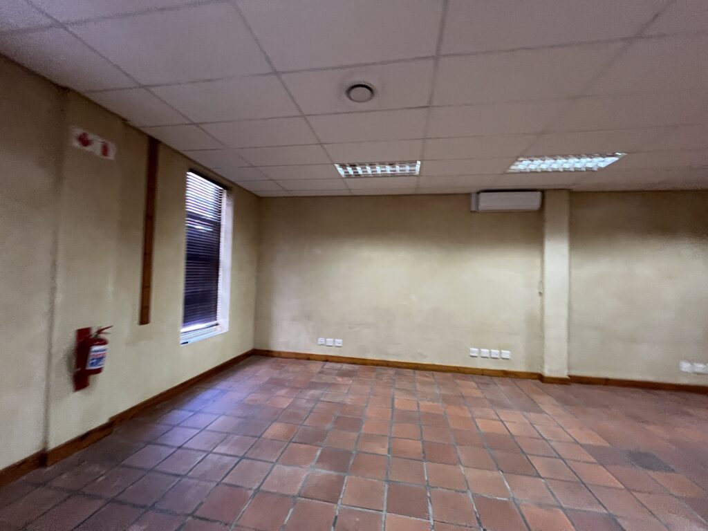 Office to Rent Mowbray