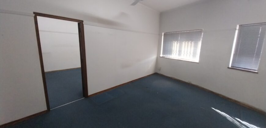 188 m² Office to Rent Rondebosch I 10 Main Road