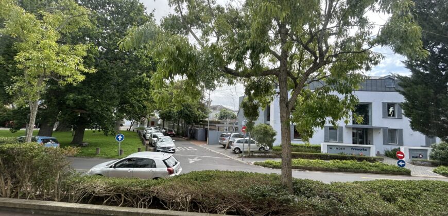 82m² Office Space to Rent Newlands I The Oval