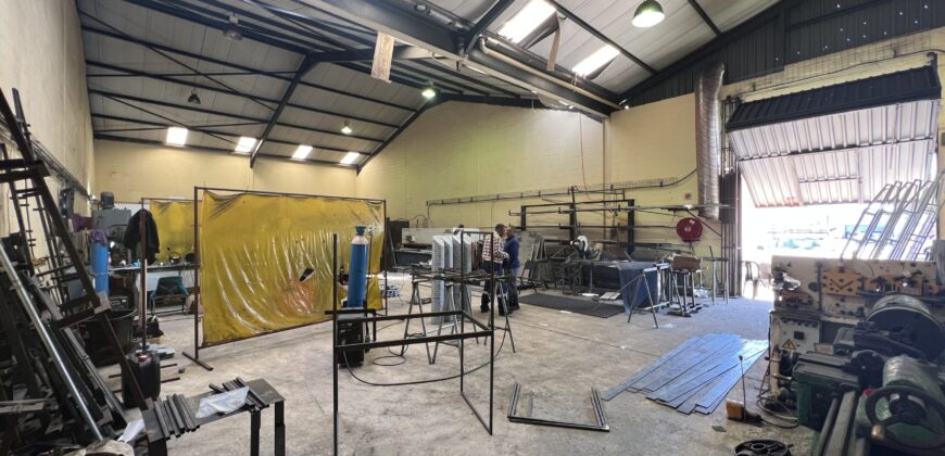 440 m² Warehouse to Rent Killarney Gardens I 38 Killarney Avenue