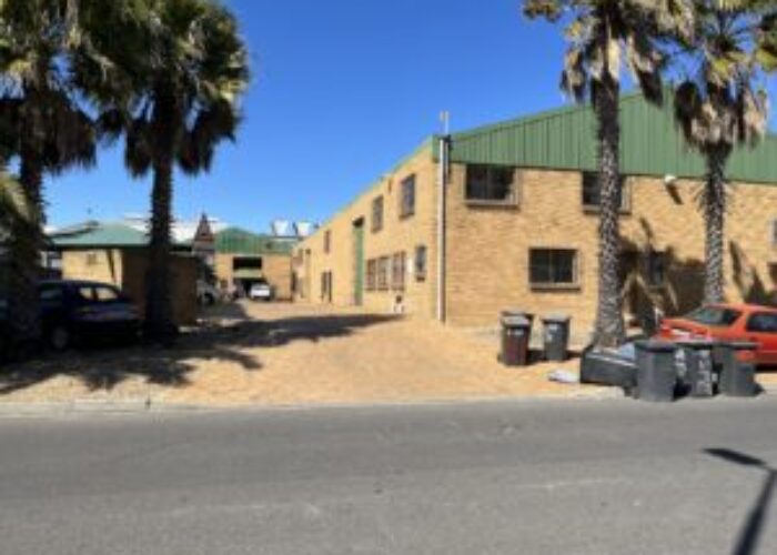 440 m² Warehouse to Rent Killarney Gardens I 38 Killarney Avenue