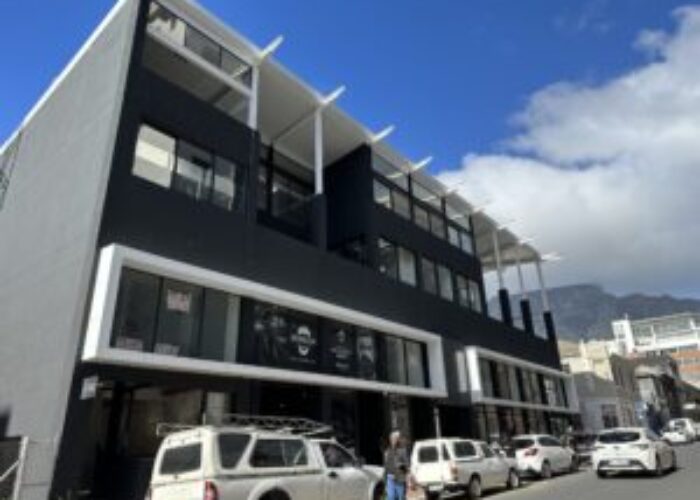 330 m² Showroom to Rent Gardens I 99 Harrington Street