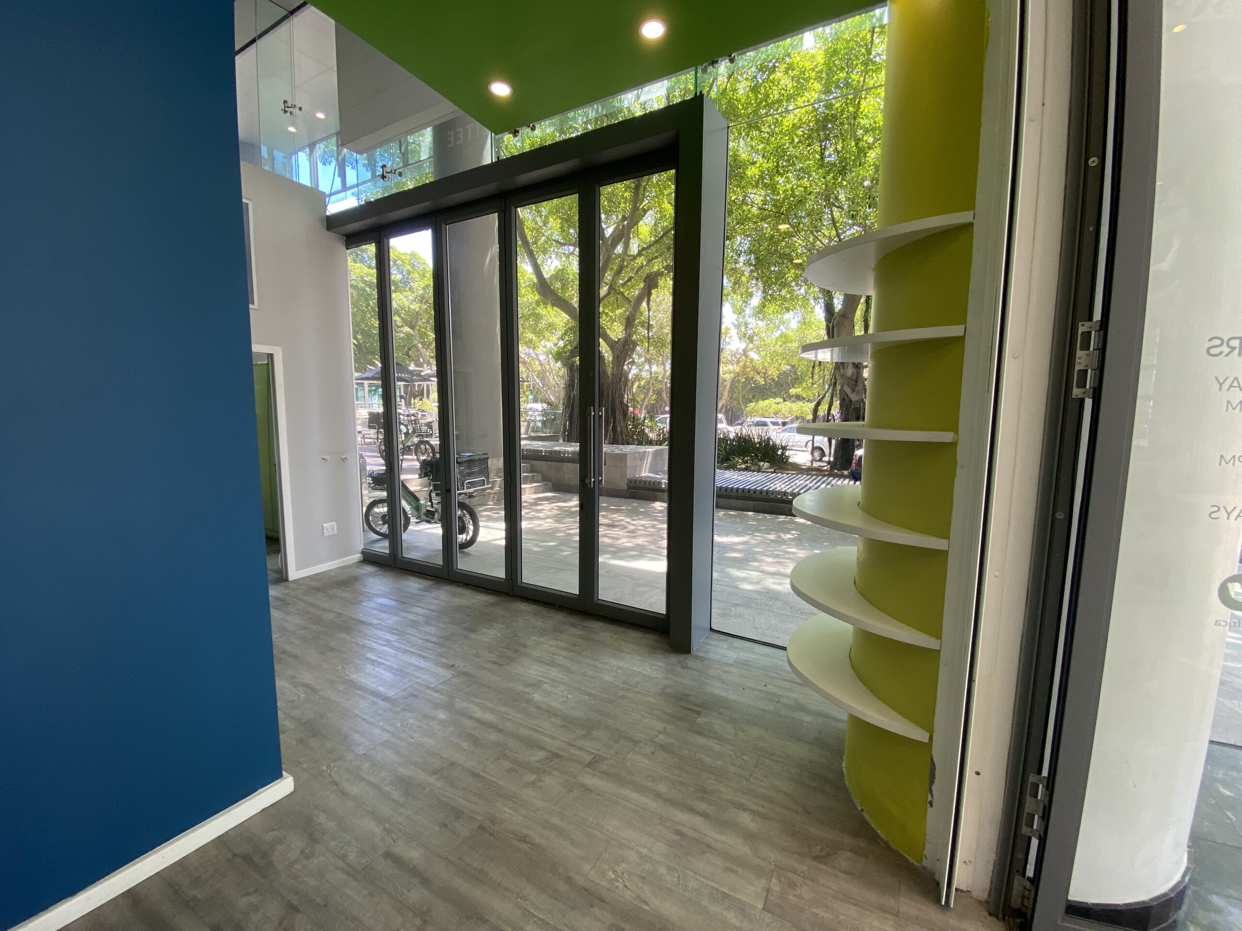 184 m² Retail Space to Rent Cape Town CBD I Portside Building