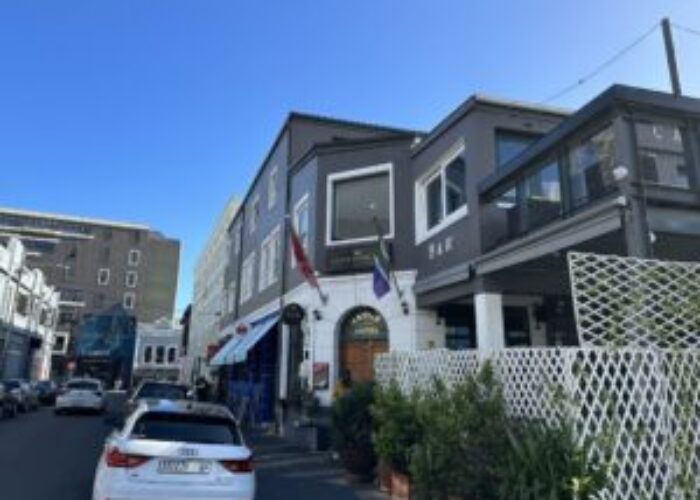 350 m² Retail Property to Rent Cape Town I Castle Hotel