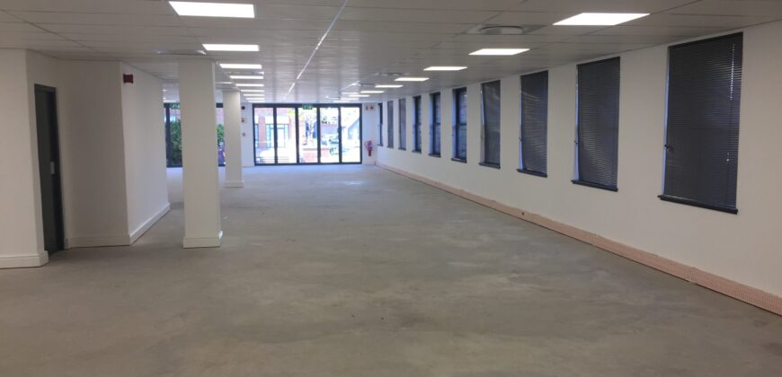 163 m² Office to Rent Newlands on Main