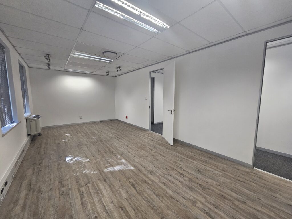 Office to Rent Mowbray