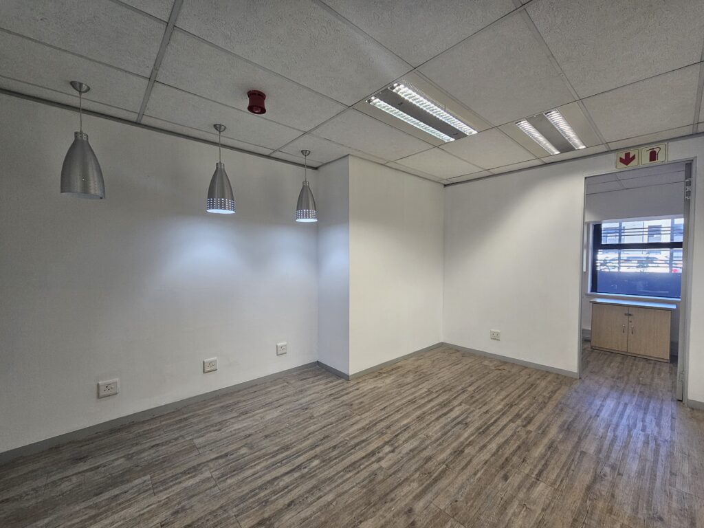 Office to Rent Mowbray